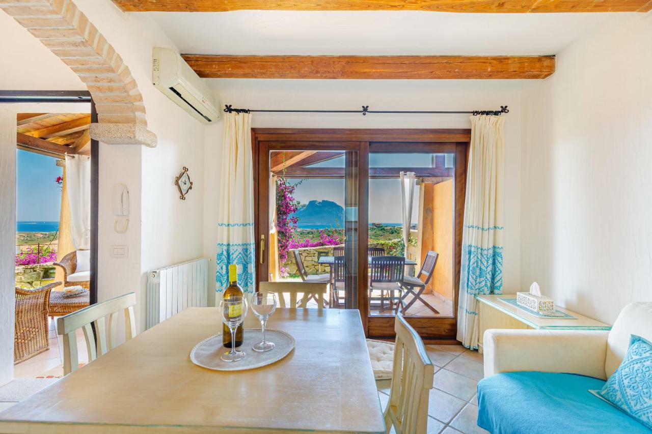 Villa Con Vista Porto San Paolo ปอร์โตซานเปาโล ภายนอก รูปภาพ